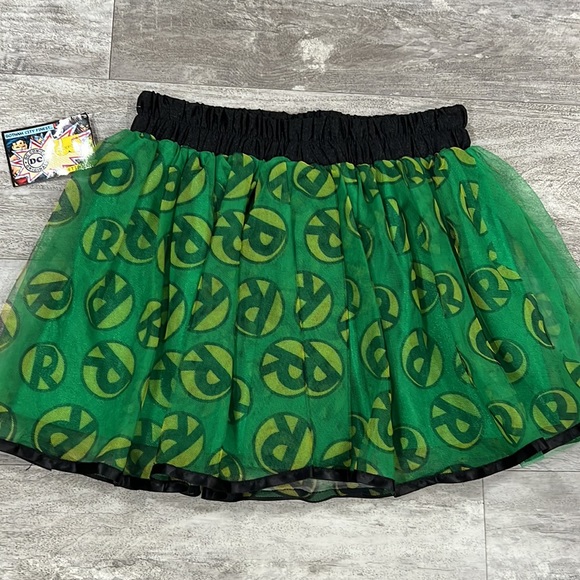 Halloween Costume DC Comics Robin Logo Green Tutu Skirt - Picture 5 of 7